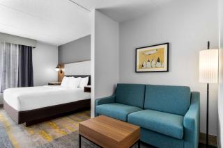 Comfort Inn & Suites - York - 1