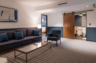 Cambria Hotel Boston Somerville - Somerville - 8