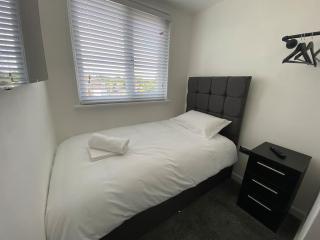 Refurbished 3 Bedroom House - Maghull - 7
