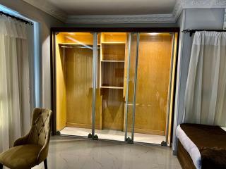 Museum Gate, Pyramids inn - 1