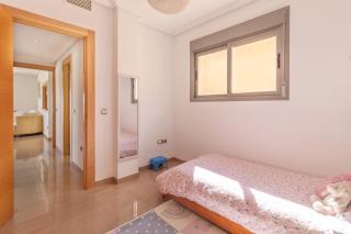 Penthouse in the Sun - 8