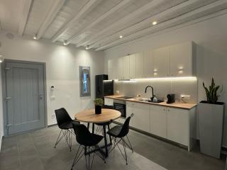 Almond Place - Dexamenes - 1