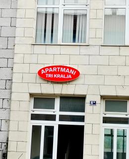 TRI KRALJA - THREE KINGS Apartments in the center with private parking - Imotski - 0