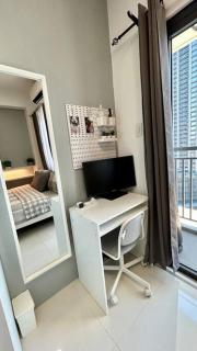 Homey 1BR at Lush Residences in Makati CBD - Manila - 2