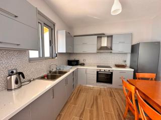 Wave n' Sea Apartment - Saranda - 3