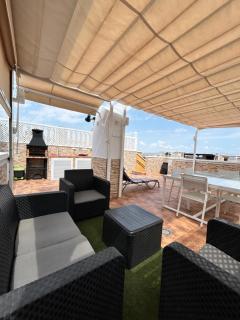 Sol y Luna con terraza y barbacoa - Arenales del Sol - 0
