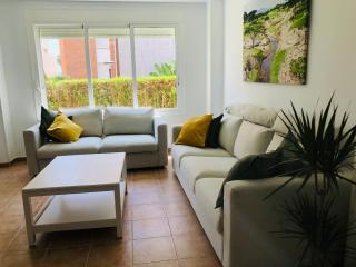 Apartamento Luz de Baria con gran jardín en primera línea Urbanización Playa de Baria 2 - 0