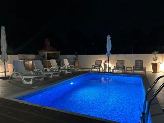 Villa Nostra - 4