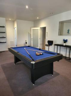 Huge 4BR Pool Table & 75" TV - Ballarat - 2