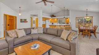 Lost - Unit 11 - Sunriver - 4