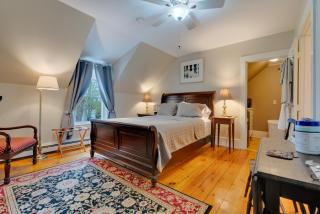 James Place Inn Bed and Breakfast - 1