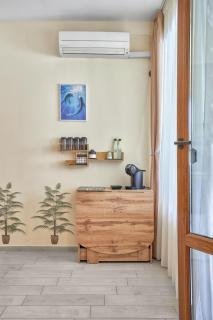 Private Studio in Hotel Paradise Pomorie by Flat Mаnаger - Pomorie - 1
