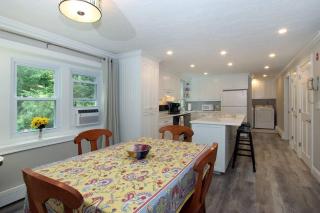 Completely renovated 3 bedroom Jewel by the sea - Monument Beach - 7