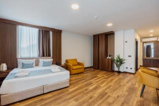 Hotel Navi - Batoemi - 4