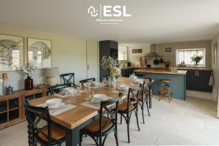 Large Country Farmhouse with Hot Tub and Shropshire Hills View - Minsterley - 6