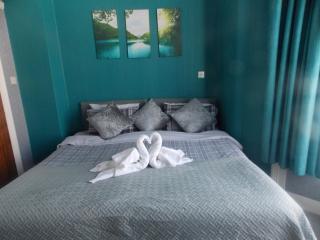 The Celtic Pride Hotel - 4