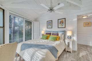 Treehouse, Harbourtown, Sea Pines - 9