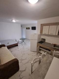 Muratović Apartments - Bar - 4
