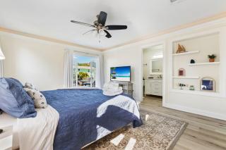 Boaters Bayshore Bungalow II w HOT TUB - 9