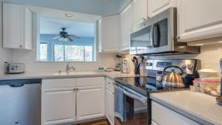 Golf Views, Private Deck, Kitchen - Hilton Head Island - 6