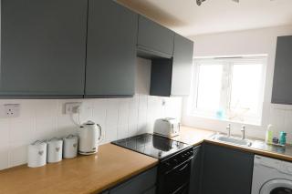 CONTRACTORS - Central Cleethorpes - Cleethorpes - 2