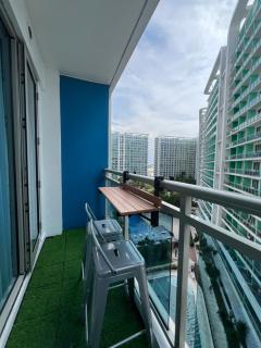 Suēlo at Azure Urban Parañaque City - 1