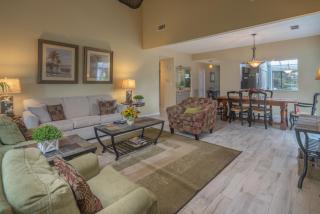 Complex Pool, Golf Course, Bikes - Hilton Head Island - 2