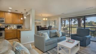 Golf Views, Grill, Beach - Hilton Head Island - 2