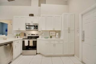 Game room ,Saltwater ,pool Spa - Tropical Oasis! - Palm Coast - 7