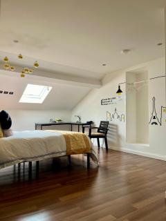 Entire YellowApt near Belfast City Centre - Free parking - Up to 3 guests - 2 beds - 8