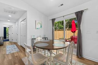 Bungalow at the Bay 3 Bedroom Vacation Home - Georgetown - 1