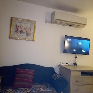 Beautiful, air-conditioned hotel apartment with free internet - New cairo - 1