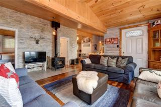 Waterfront Cottage - Fireplace - Kawartha - Lakefield - 6