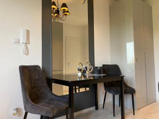 Lovers' Loft Apartment in Kraków - Orawska 7 - 9