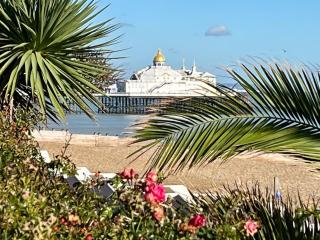 "The Caribbean" Seafront Apartment - Eastbourne - 9