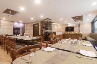 Super Townhouse Hotel DJ Grand - 1