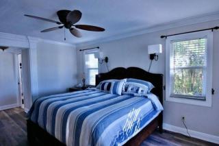 Stunning Waterfront 3br home-heated pool and spa! - Cape Coral - 9