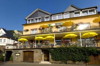 Hotel Weinhaus Moselblick - Burg - 0