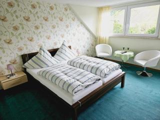 Hotel Weinhaus Moselblick - Burg - 5