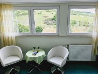 Hotel Weinhaus Moselblick - Burg - 4