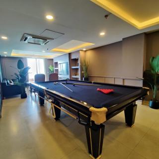 The Pool Apartment, Gold Crest Mall - Lahore - 3