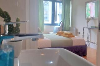 Central Riverside Apartment - Bristol - 1
