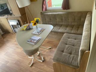 Discover Serenity in Our 3-Bed Static Caravan at Clarach Bay Holiday Village! - 2