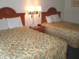 Rodeway Inn - 5