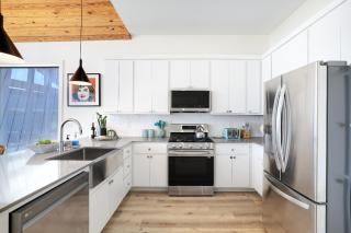 Cozy Hill Country Cabin - New Braunfels - 5