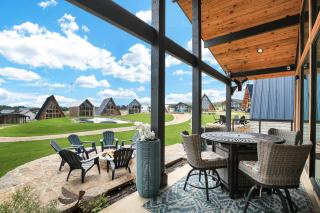 Private, Waterfront Escape - New Braunfels - 3