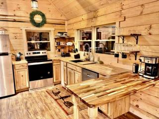 The Three Dog Night Cabin - Bryson City - 8