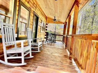 The Three Dog Night Cabin - Bryson City - 7