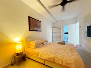 Mansion One by Gleneagles Hospital - George Town - 4