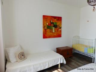 Grande maison contemporaine avec piscine privée, proche lac, randonnées et activités de loisirs - FR-1-489-134 - Le Mayet-de-Montagne - 6